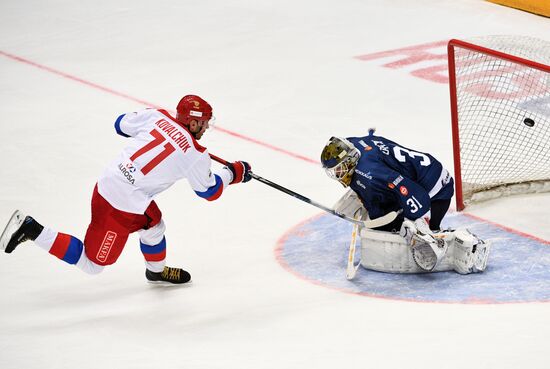 Ice hockey. Channel One Cup. Russia vs. Finland