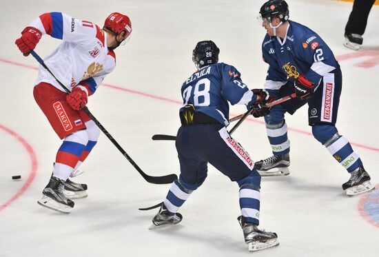 Ice hockey. Channel One Cup. Russia vs. Finland