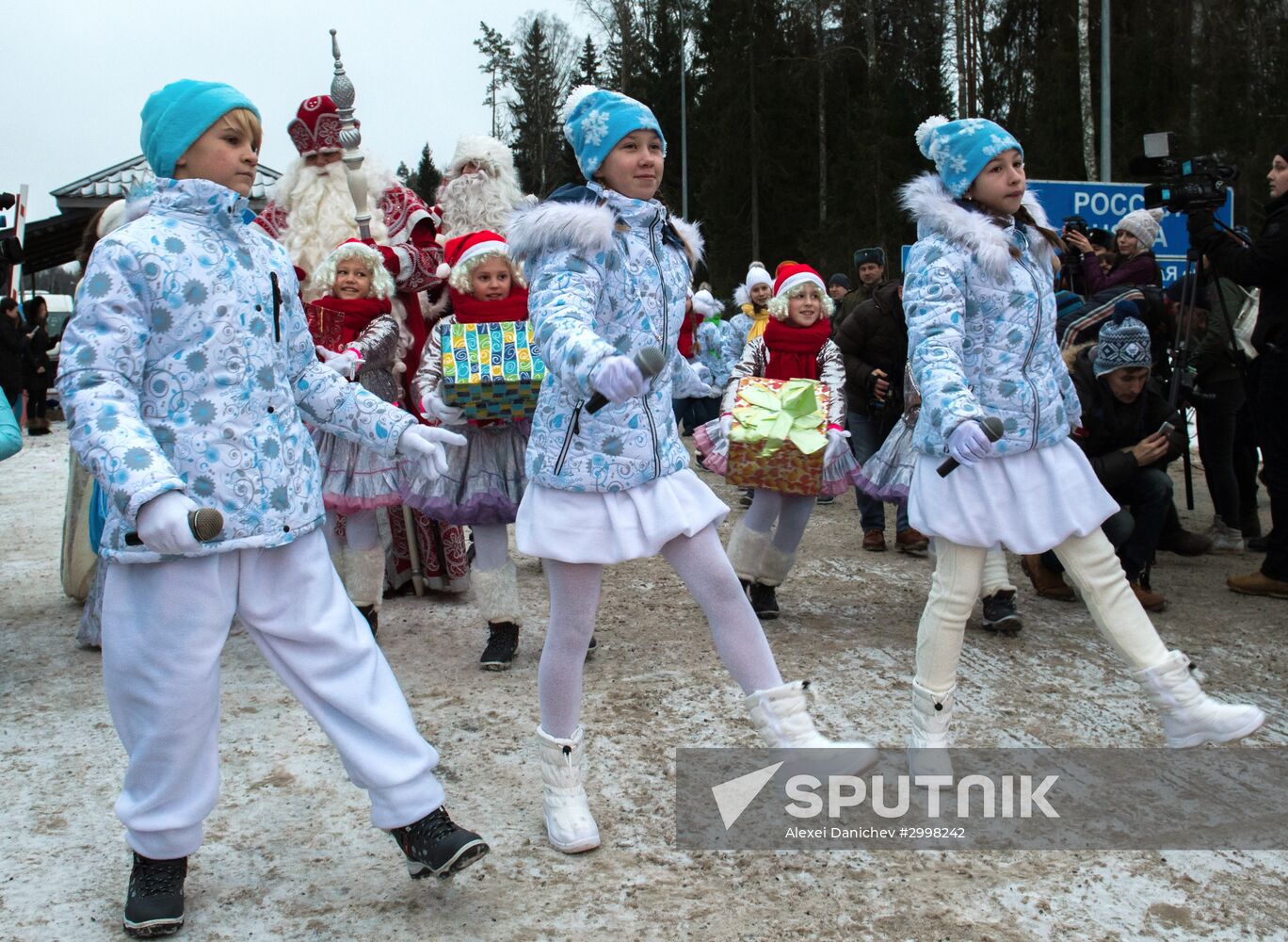 Meeting Russian Father Frost and Finnish Joulupukki in Leningrad Region