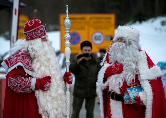 Meeting Russian Father Frost and Finnish Joulupukki in Leningrad Region