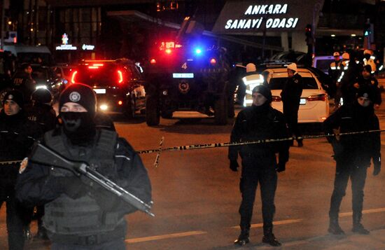 Situation outside Contemporary Art Gallery in Ankara