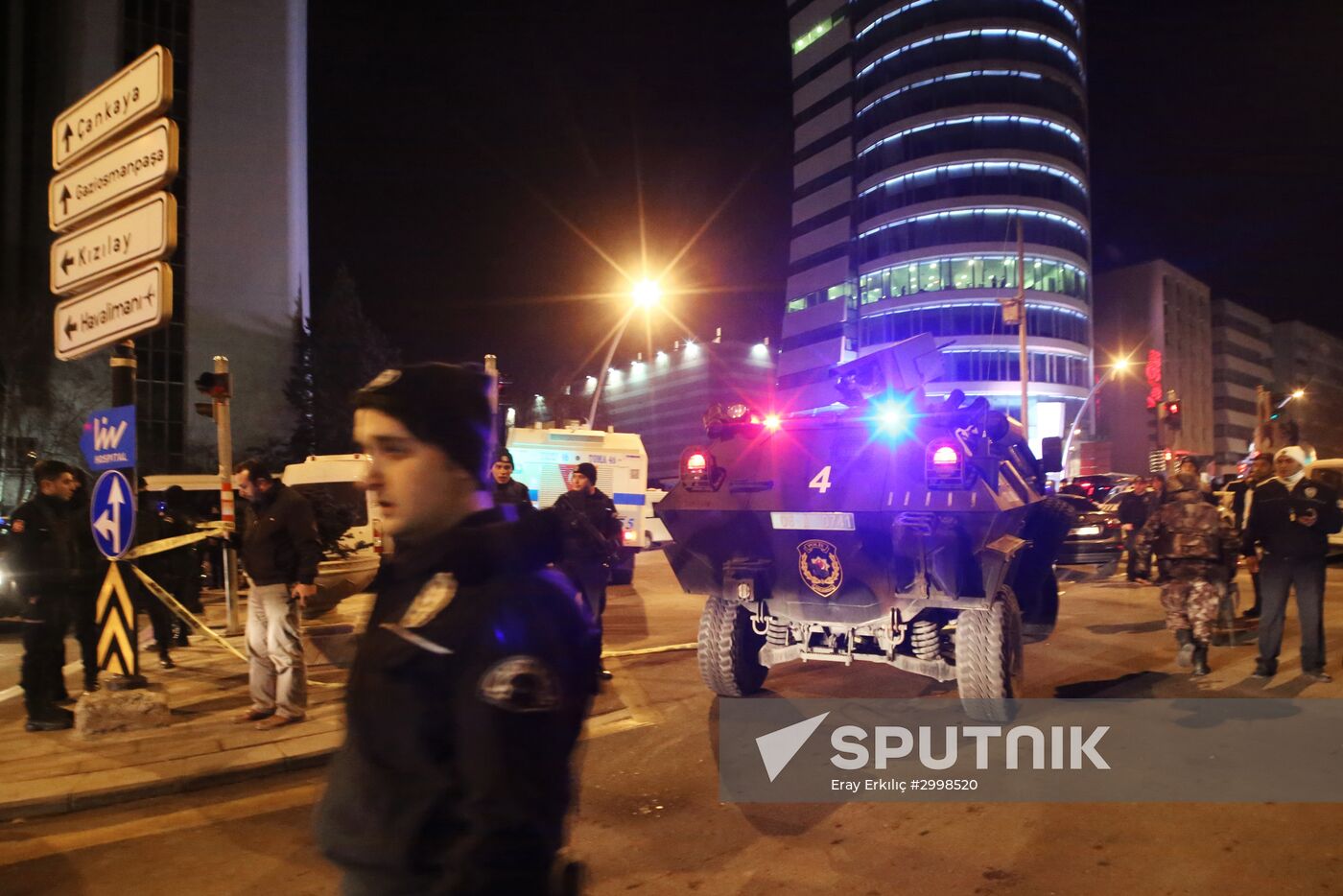 Situation outside Contemporary Art Gallery in Ankara