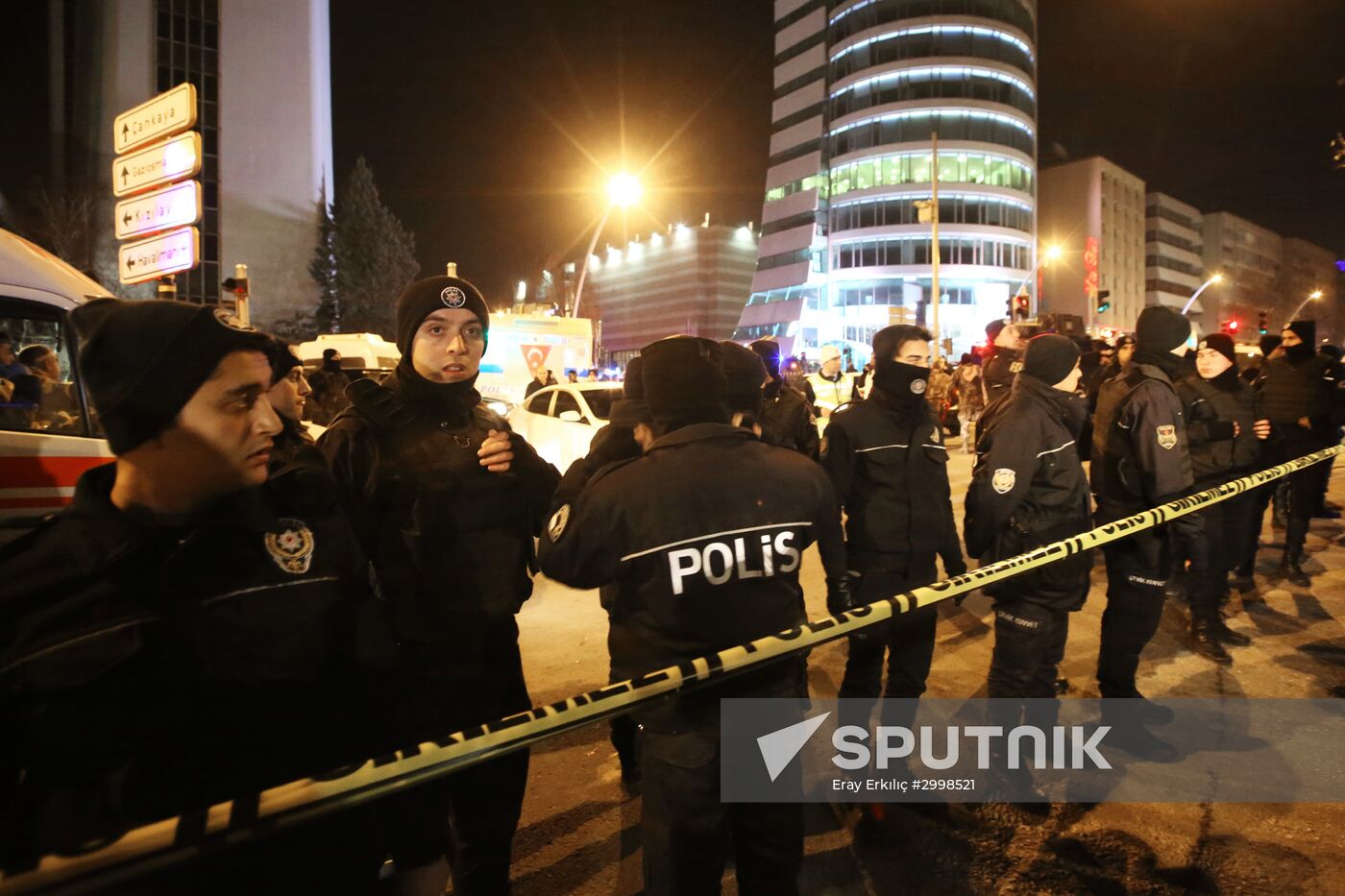 Situation outside Contemporary Art Gallery in Ankara