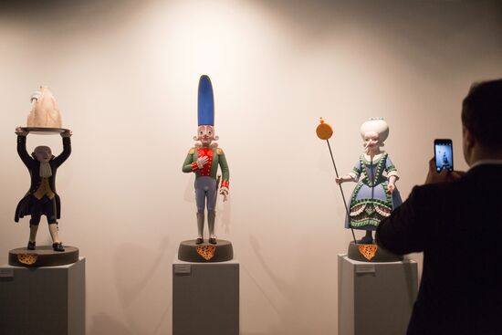 Mikhail Shemyakin's exhibition opens in Paris