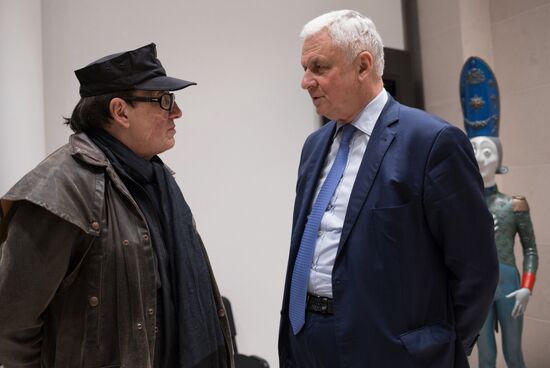 Mikhail Shemyakin's exhibition opens in Paris