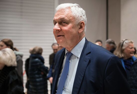 Mikhail Shemyakin's exhibition opens in Paris