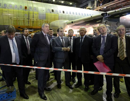 Deputy Prime Minister Dmitry Rogozin visits Central Aerohydrodynamic Institute