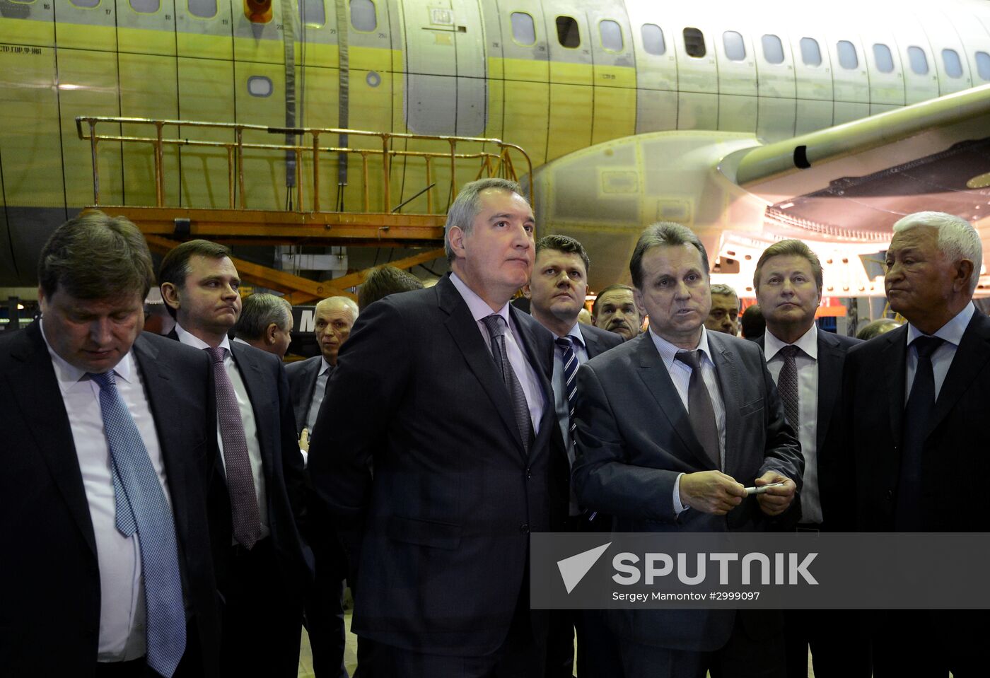 Deputy Prime Minister Dmitry Rogozin visits Central Aerohydrodynamic Institute