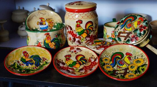 Artist Lidiya Gorenko's workshop in Primorye Territory