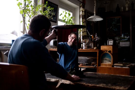 Mirror production in Nizhny Novgorod