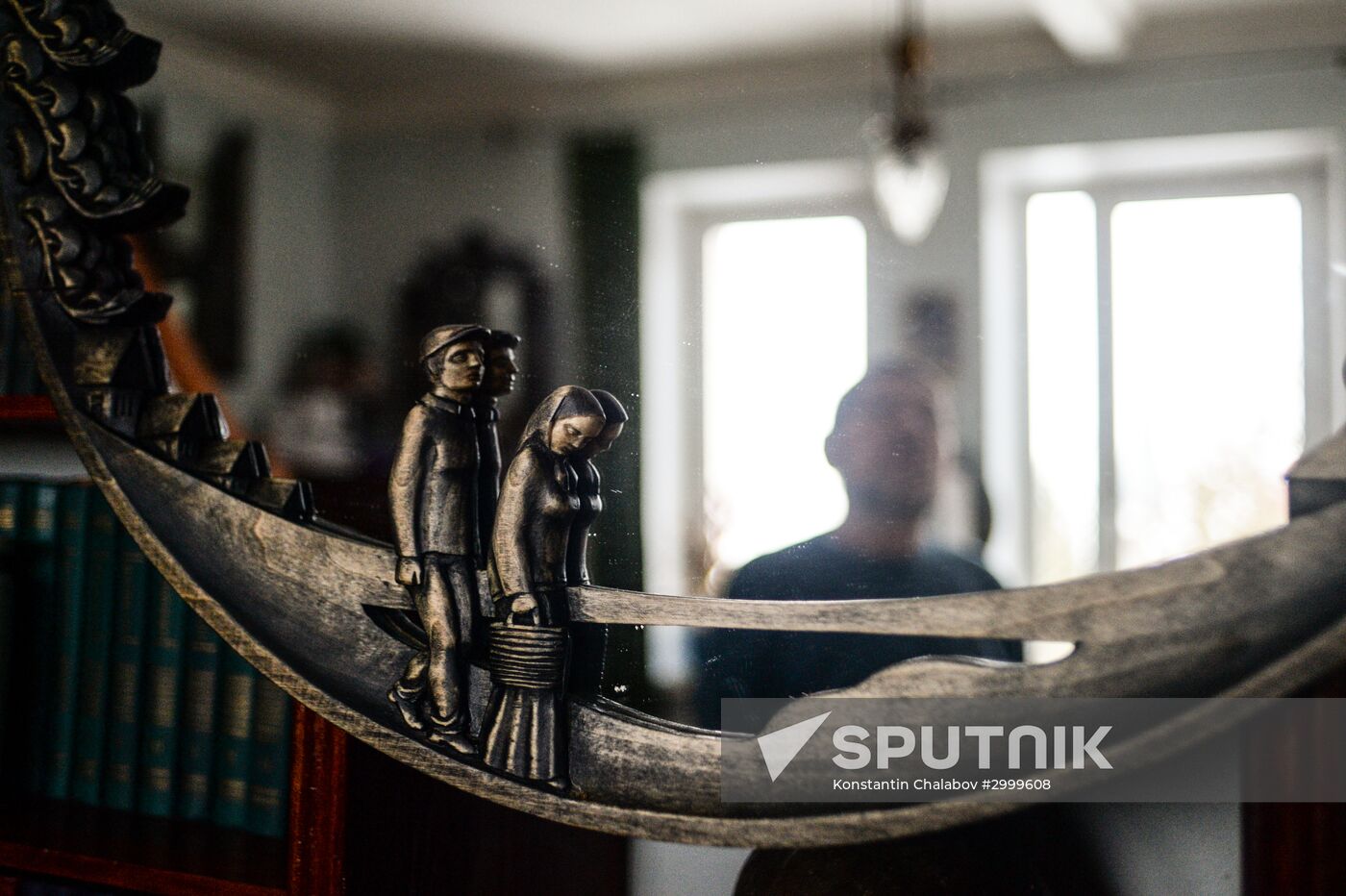 Mirror production in Nizhny Novgorod