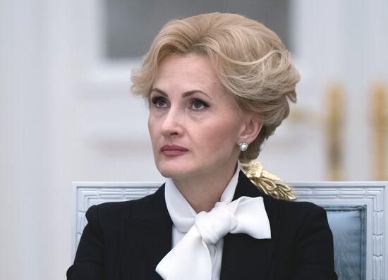 Vladimir Putin meets with Russian Federation Council and State Duma top officials