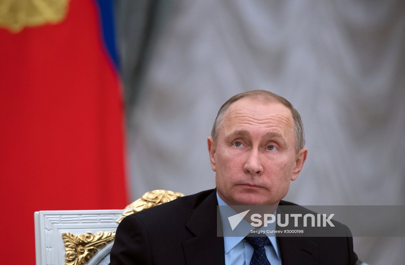 Vladimir Putin meets with Russian Federation Council and State Duma top officials