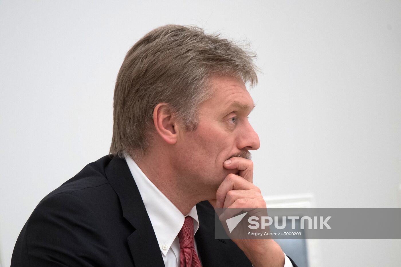 Vladimir Putin meets with Russian Federation Council and State Duma top officials