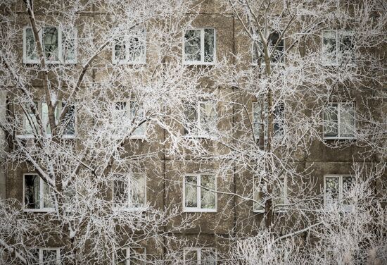 Unusial freeze-up in Omsk