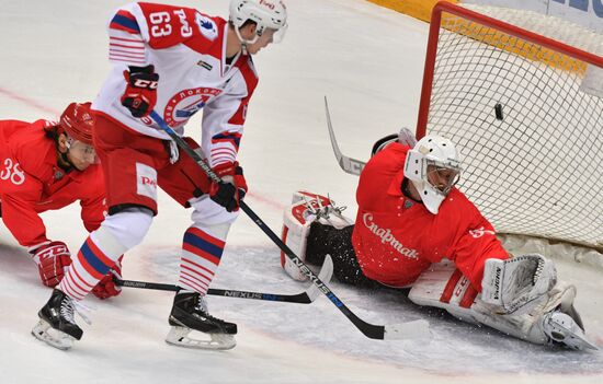 Ice hockey. KHL. Spartak vs. Lokomotiv