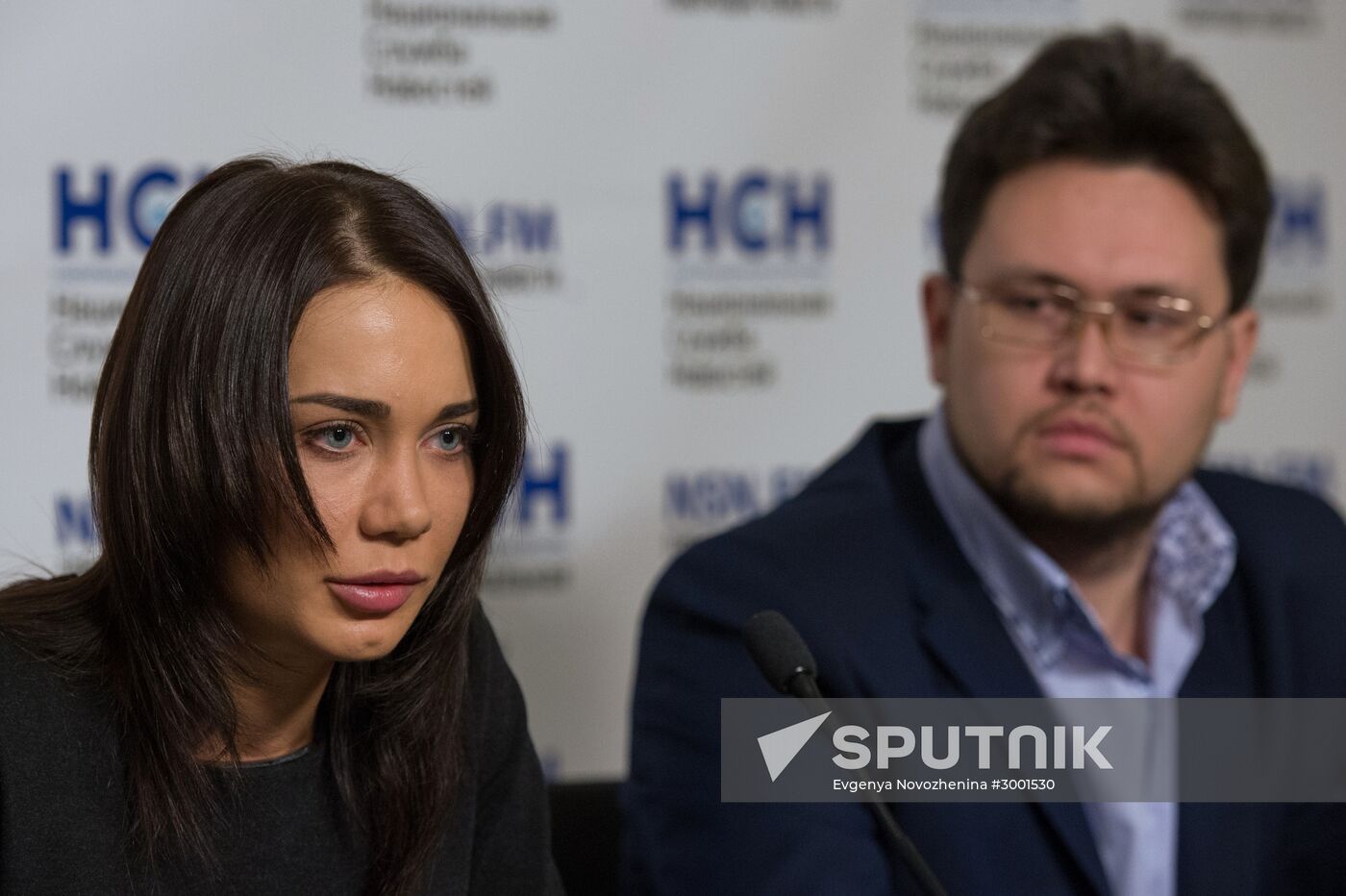 Nikita Belykh's bride Reifert, lawyer Grokhotov give news conference