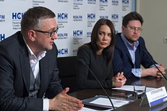 Nikita Belykh's bride Reifert, lawyer Grokhotov give news conference