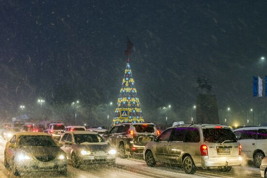 Holiday illumination in Bishkek
