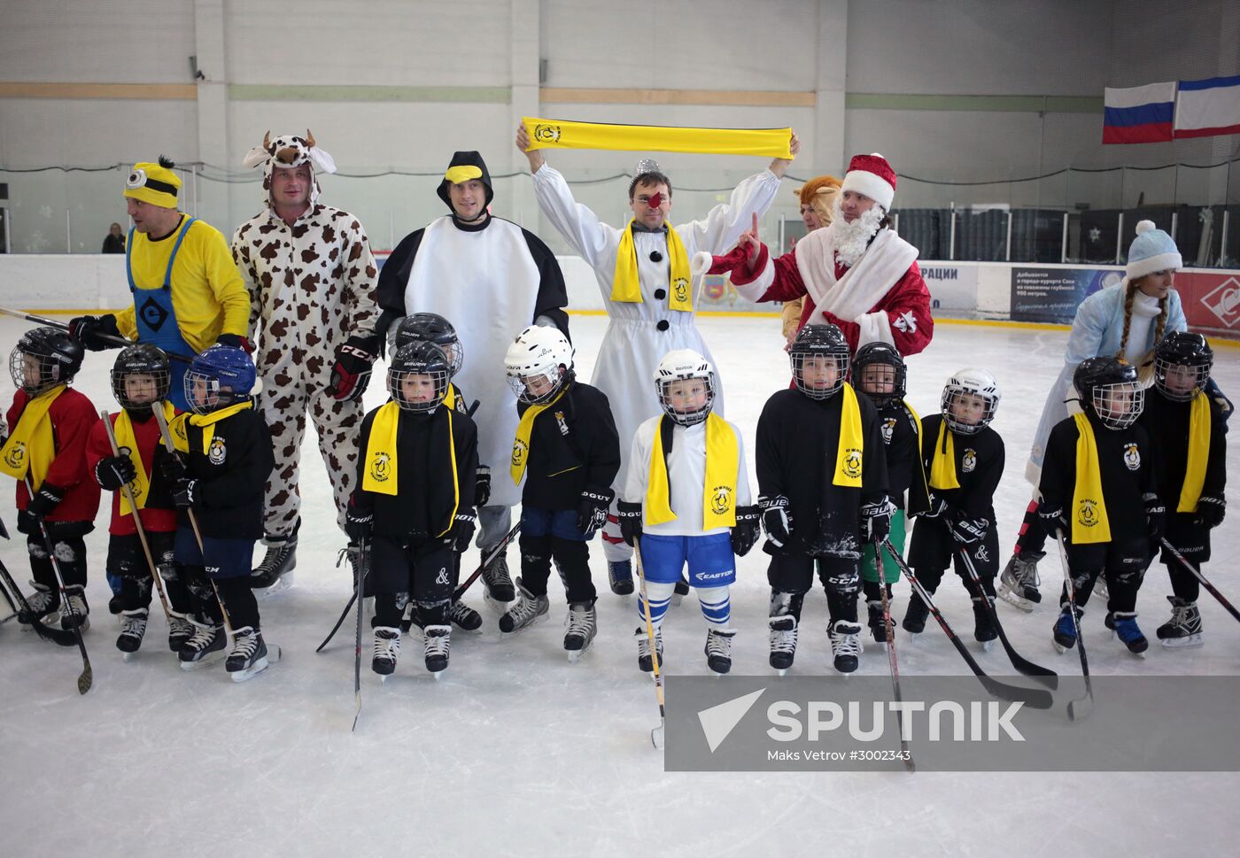 South Penguins face off Father Frost team in an ice hockey game