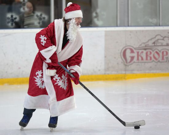 South Penguins face off Father Frost team in an ice hockey game