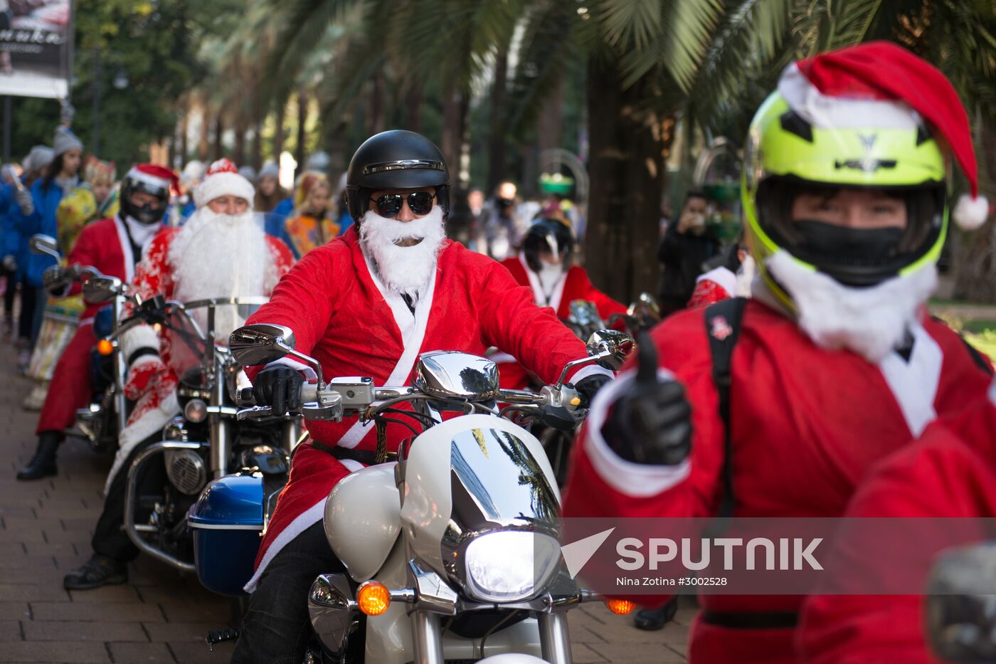 Fathers Frost parade across Russia