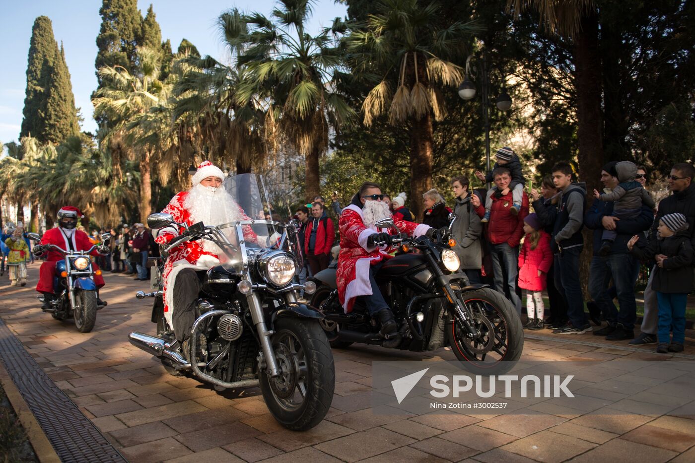 Fathers Frost parade across Russia