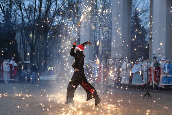 Fathers Frost parade across Russia