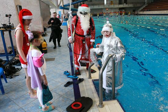 New Year celebrations in swimming pool