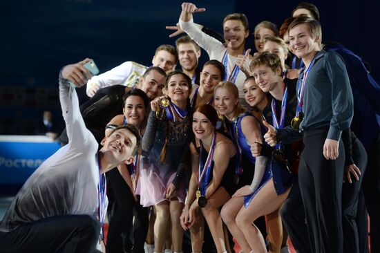 Russian Figure Skating Championship. Awards ceremony