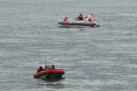 Rescue operation at Russian Defense Ministry's TU-154 aircraft crash site in Sochi