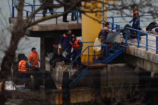 Rescue operation at Russian Defense Ministry's TU-154 aircraft crash site in Sochi