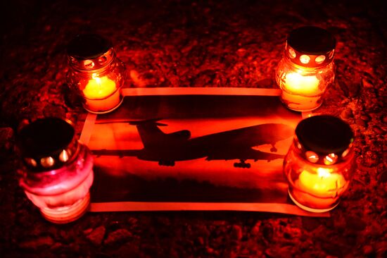Vigil in memory of Sochi air crash victims