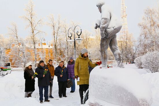 Day of mourning in memory of Tu-154 crash victims