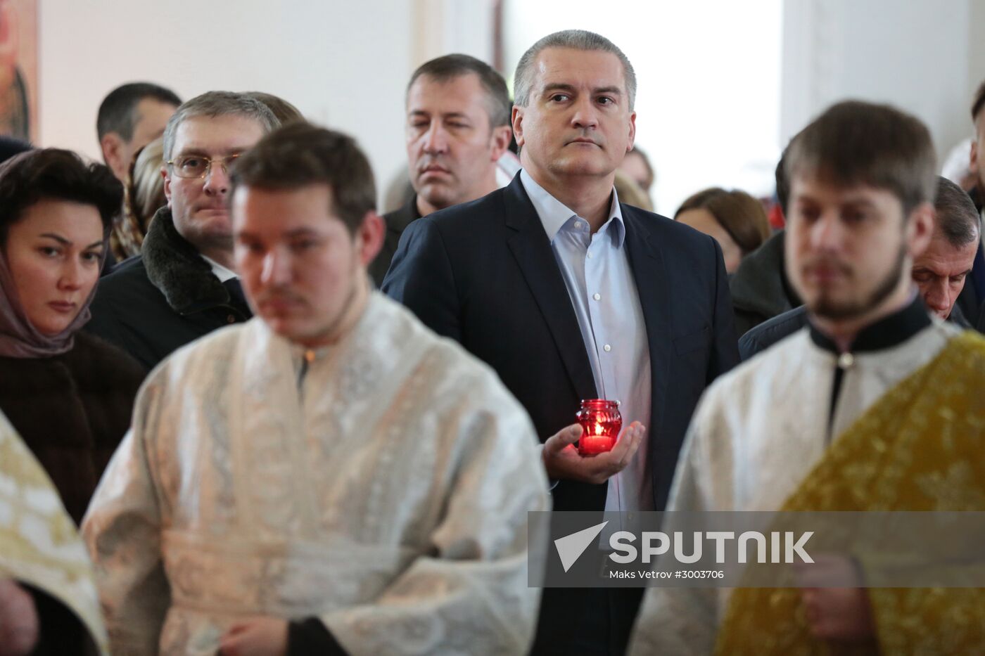 Russia observes day of mourning for Tu-154 crash victims