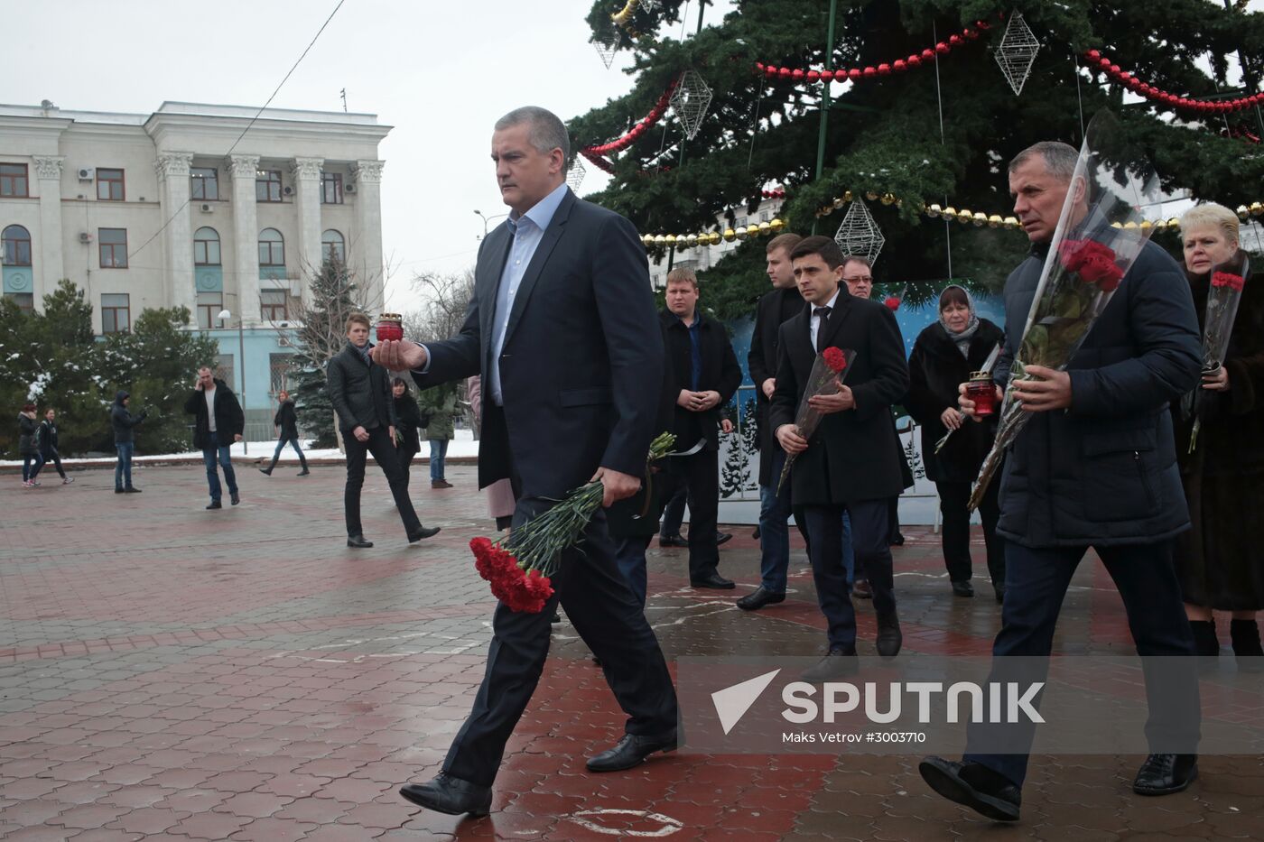 Russia observes day of mourning for Tu-154 crash victims