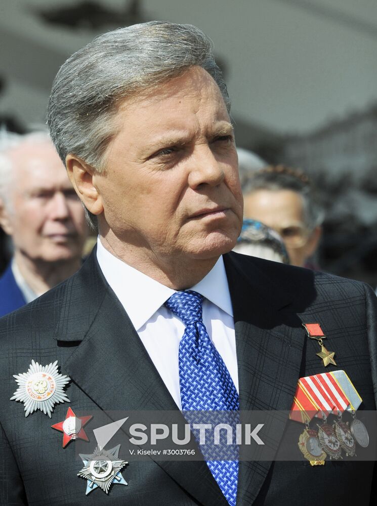 Moscow Region Governor Gromov at a meeting