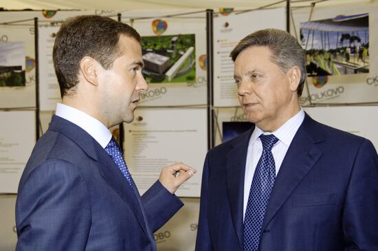 Dmitry Medvedev and Boris Gromov in Skolkovo