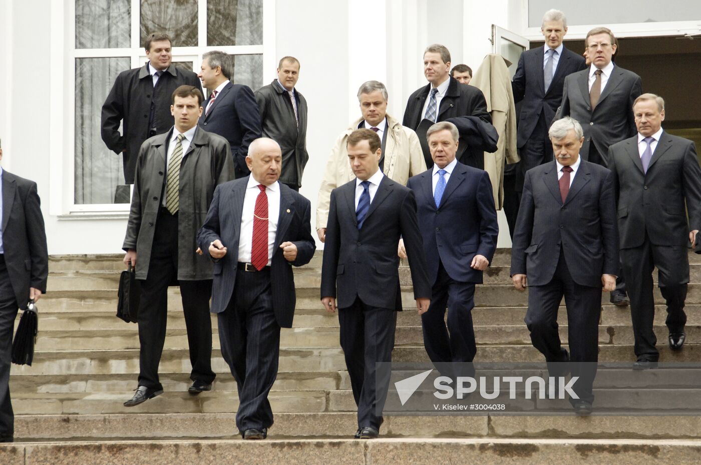Dmitry Medvedev's tour of Joint Institute of Nuclear Research in Dubna
