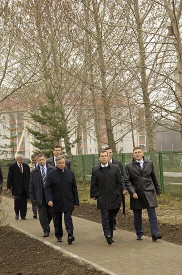 Dmitry Medvedev's tour of Joint Institute of Nuclear Research in Dubna