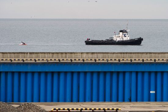 Search operations underway after Tu-154 crash in Black Sea