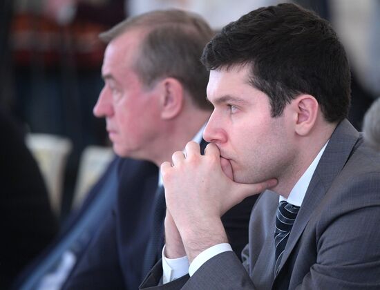 State Council holds meeting on Russia's environmental development