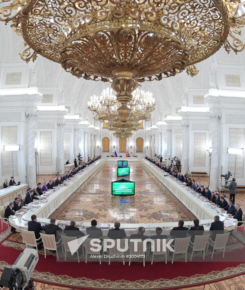 State Council holds meeting on Russia's environmental development
