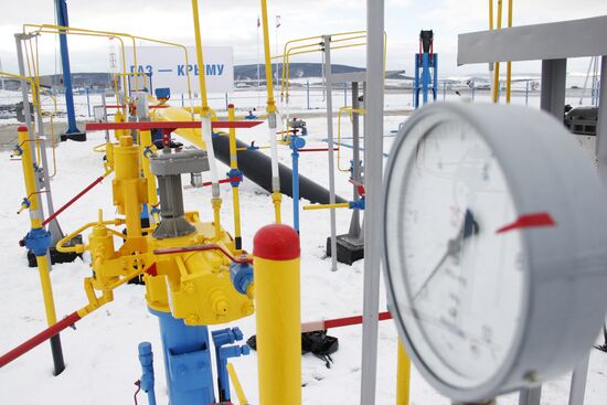 Natural gas supply begins from mainland Russia to Crimea