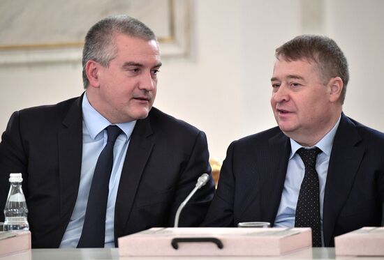 State Council holds meeting on Russia's environmental development