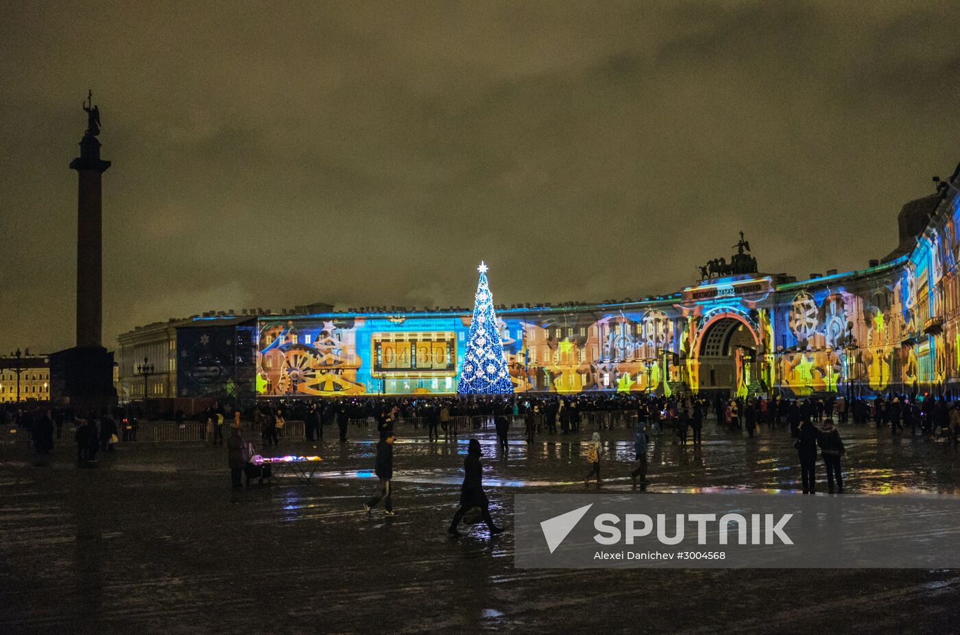 New Year's multimedia show of light technology in St. Petersburg