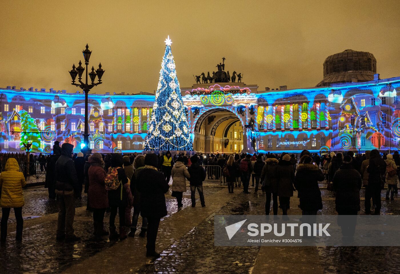 New Year's multimedia show of light technology in St. Petersburg