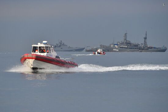 Search operation at Tu-154 crash site