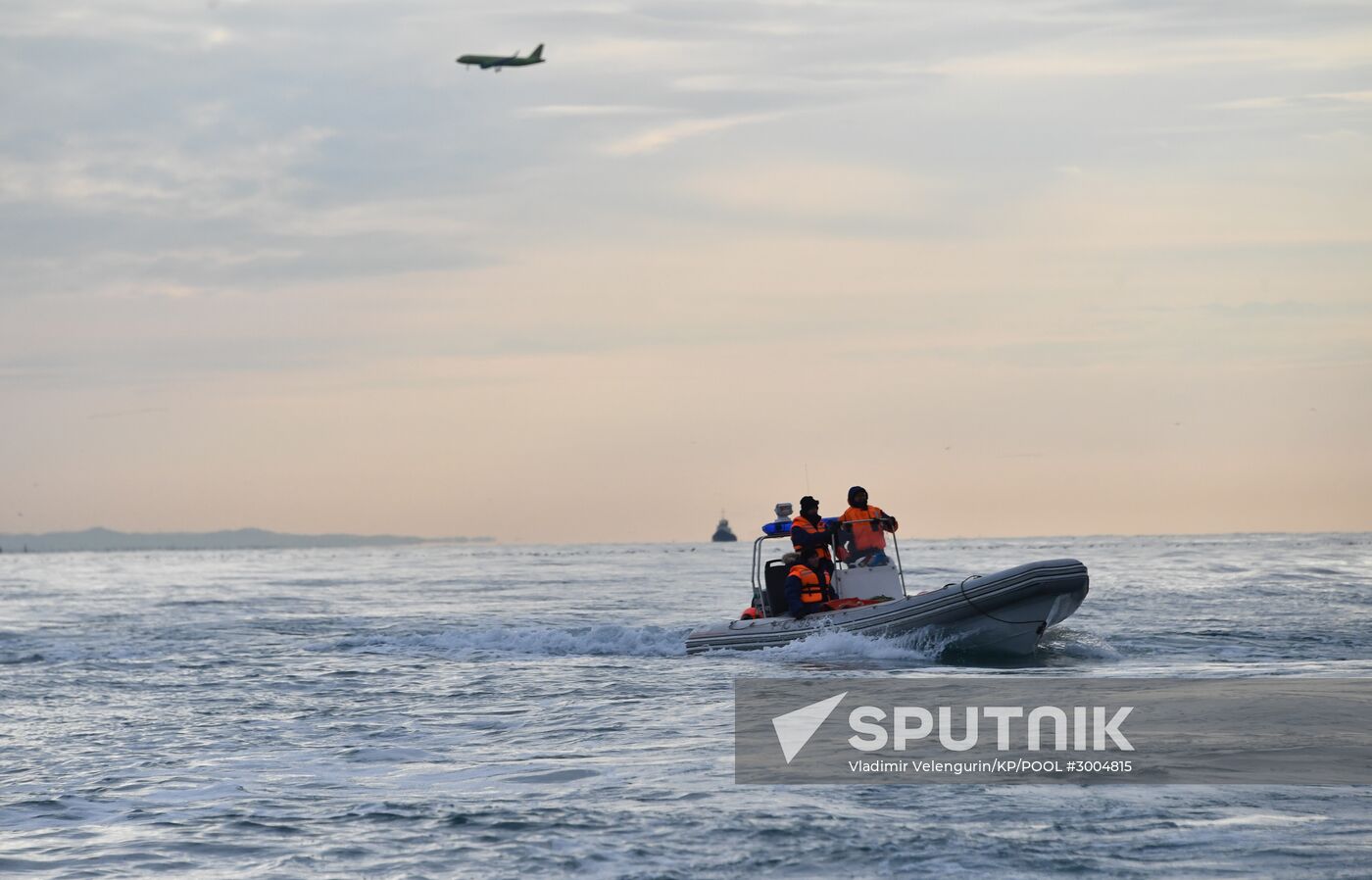 Search operation at Tu-154 crash site