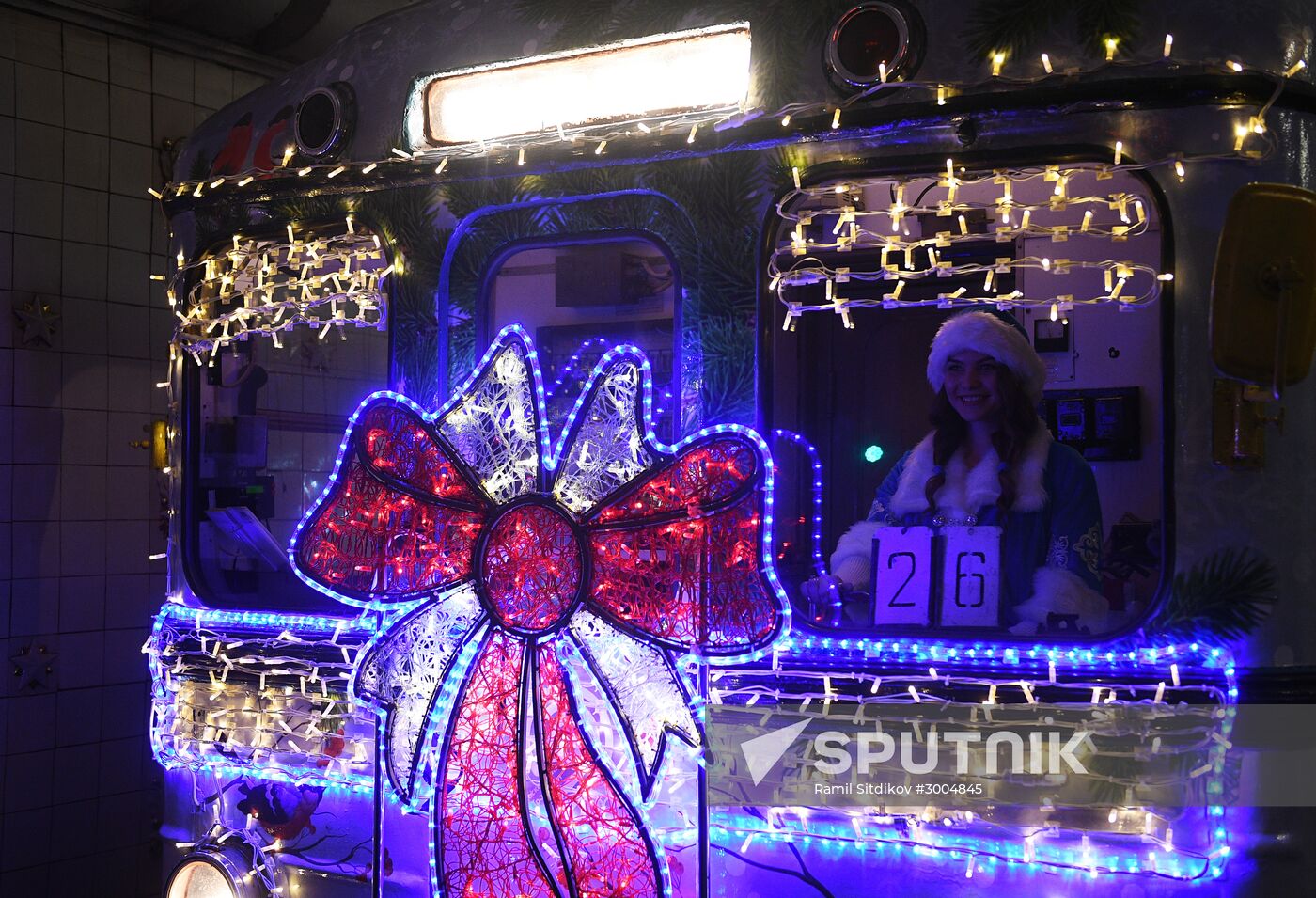 New Year's themed train at Moscow Metro